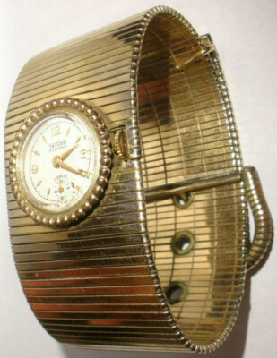 Montre-Bracelet Vintage Femme Taylor - Mécanique à Remontage Manuel - Plaqué Or 10K - Fonctionnelle