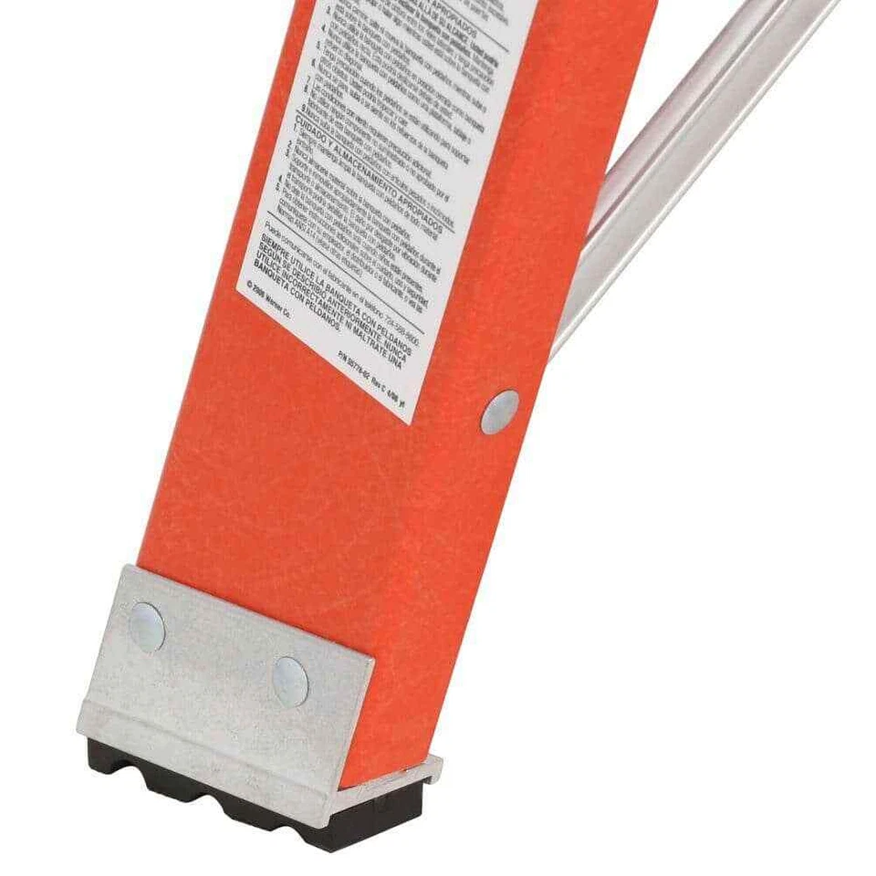 Escalera de doble escalón de fibra de vidrio de 2 pies con capacidad de carga de 300 libras tipo IA clasificación de trabajo Foto 2 de 4