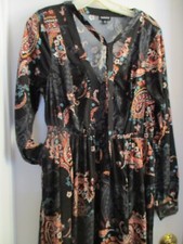 Torrid 00 Black Paisley Challis Skater Dress Long Sleeve Tie Neck Midi Pockets