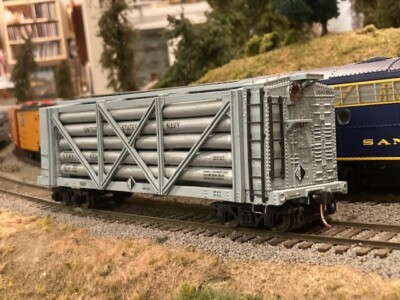 S Scale Beaver Models Helium Car Kit   Solid / Friction Bearing Trucks
