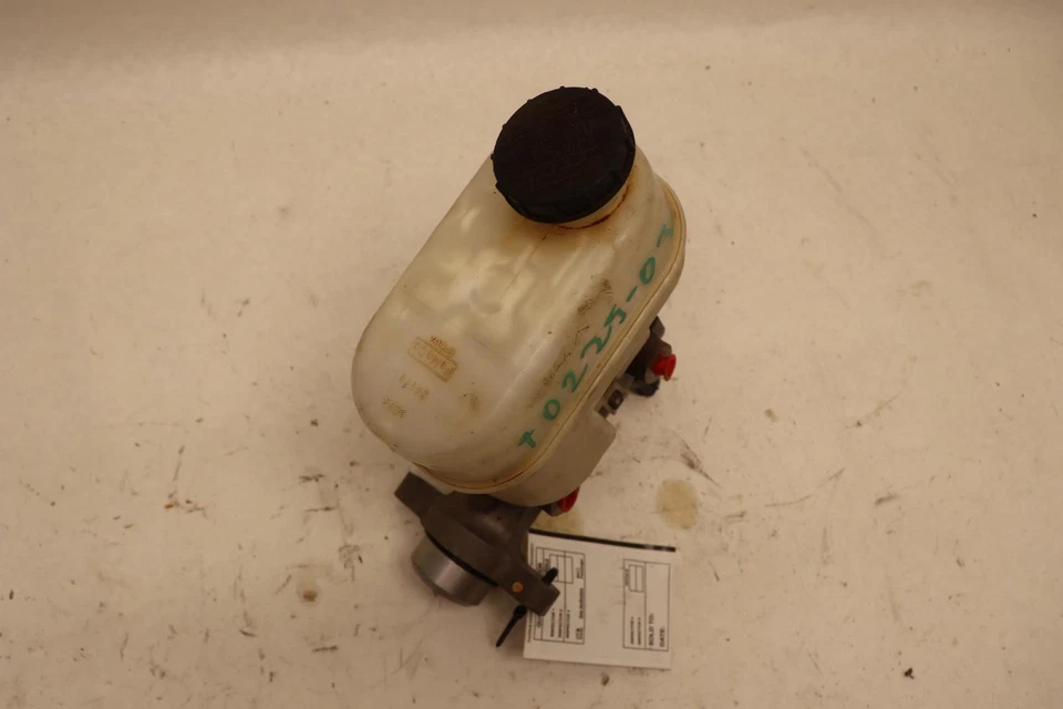 Ford E350 Super Duty 2008 freno eléctrico cilindro maestro con depósito OEM Foto 4 de 4