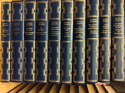 Collection Agatha Christie - 41 livres  - Photo 1/4