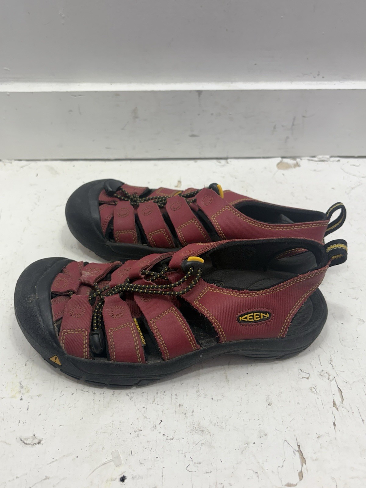 Keen Newport H2 sandalo da trekking scarpa da acqua ragazzo ragazza taglia 5 rosso 1012318 donna 6 5