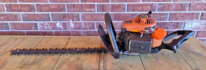 RUNNING TANAKA PRO FORCE THT 210 GAS HEDGE TRIMMER MODEL NO. 944514