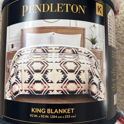 Pendleton White Sands Sherpa Fleece Southwestern Aztec Print King Size Blanket