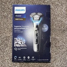 Philips 9000 Series Wet & Dry Shaver S9974/35 with SkinIQ Technology