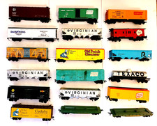 Lot of 18 Model Train Railroad HO Gauge Vintage Various Cars Free Shipping