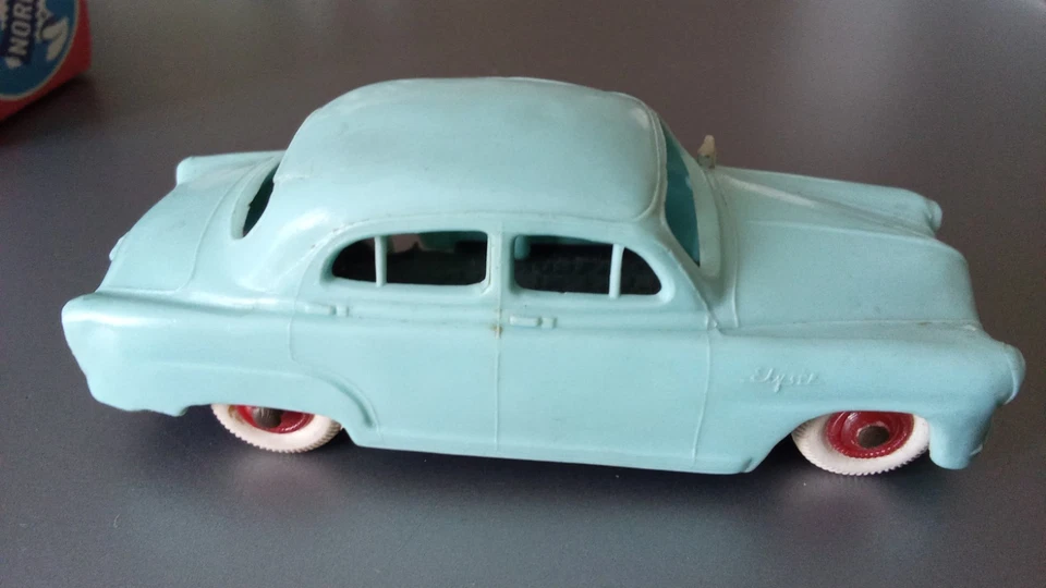 NOREV(France): SIMCA ARONDE 9 Bleue - 1/43 - Boîte Réplique. - Photo 3/4
