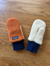 Patagonia Baby Pita pocket mittens size 6-12M