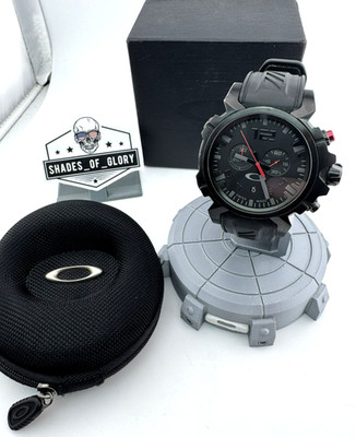 OAKLEY DOUBLE TAP STEALTH BLACK WATCH RUBBER STRAP OWS0006-02 W/ CASE RARE 2015