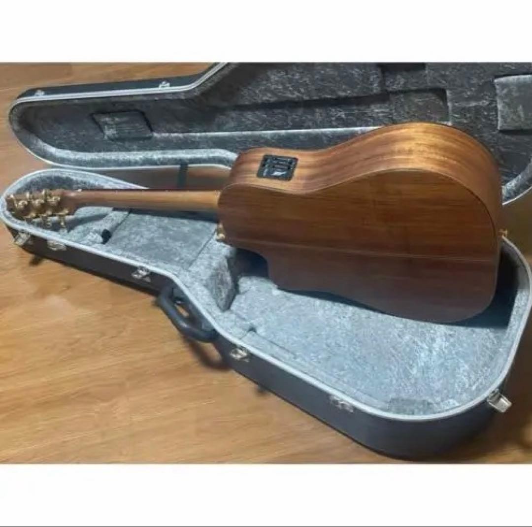 Acoustic Guitar Maton 70th Anniversary Model Natural with Hard