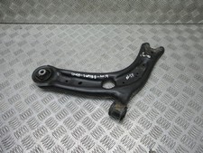 Skoda Superb Mk3 SE 2019 brazo de suspensión inferior delantero del lado del pasajero