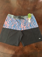 quiksilver boardshorts, 38, surfsilk straight leg 19,NWT