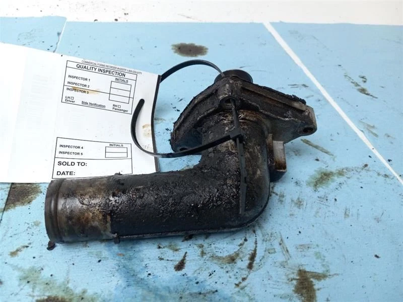 Carcasa termostato Nissan Murano 2009 Foto 3 de 4