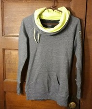 Calvin Klein Performance Cowl Neck Quick Dry Sweatshirt Women's S EUC