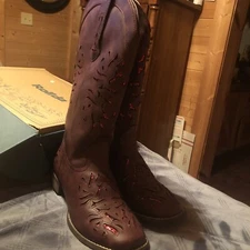 New with Box Womens size 10 1/2 Cowboy Boots by Rollda Burgandy