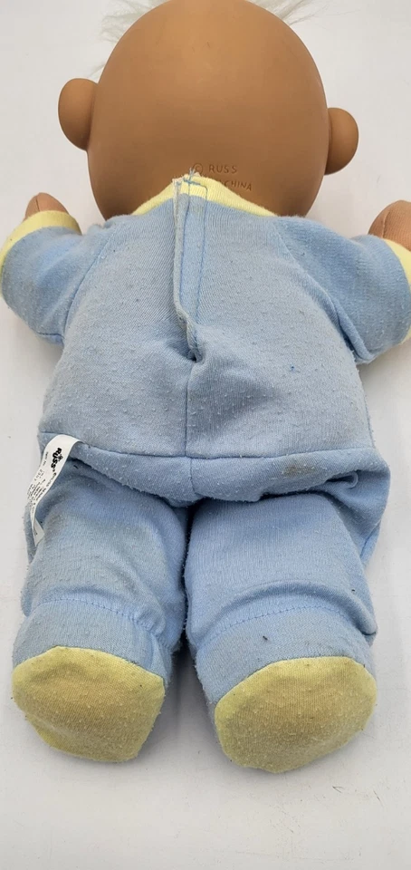 Muñeca de colección Russ Troll 12” pelo blanco punto azul pijamas cuerpo suave arco cara vinílica años 90’s Foto 2 de 4
