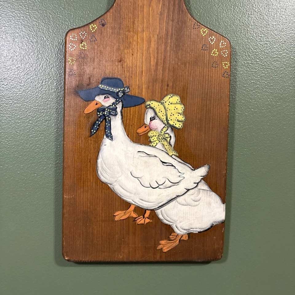 Hand Painted Country Goose Wood Wall Decor Heart Cut Out Cottagecore - Image 2 of 4