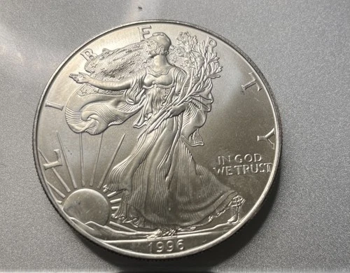 1986-2005 Various Walking Liberty Design 1 oz .999 Fine Silver Round Medallion