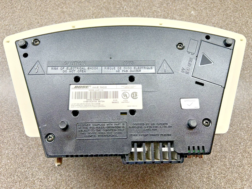 BOSE Wave Radio Model AWR1-1W AM/FM Clock W/Cord, LCD not working; POWERS ON! - Image 4 of 4