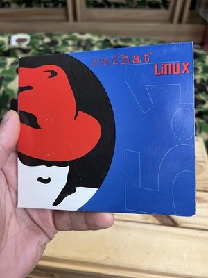 The Complete Redhat Linux 5.1 Operating System - CD-ROMs