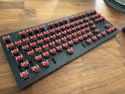 no keycaps no usb cableRazer Huntsman Tournament Edition Optical Gaming Keyboard