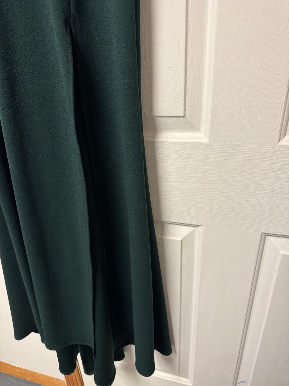 Ladies forest green floor length dress B. Darlin Size 4