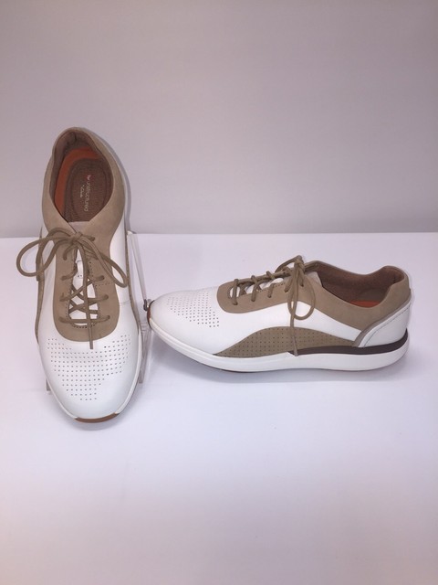clarkes ladies trainers