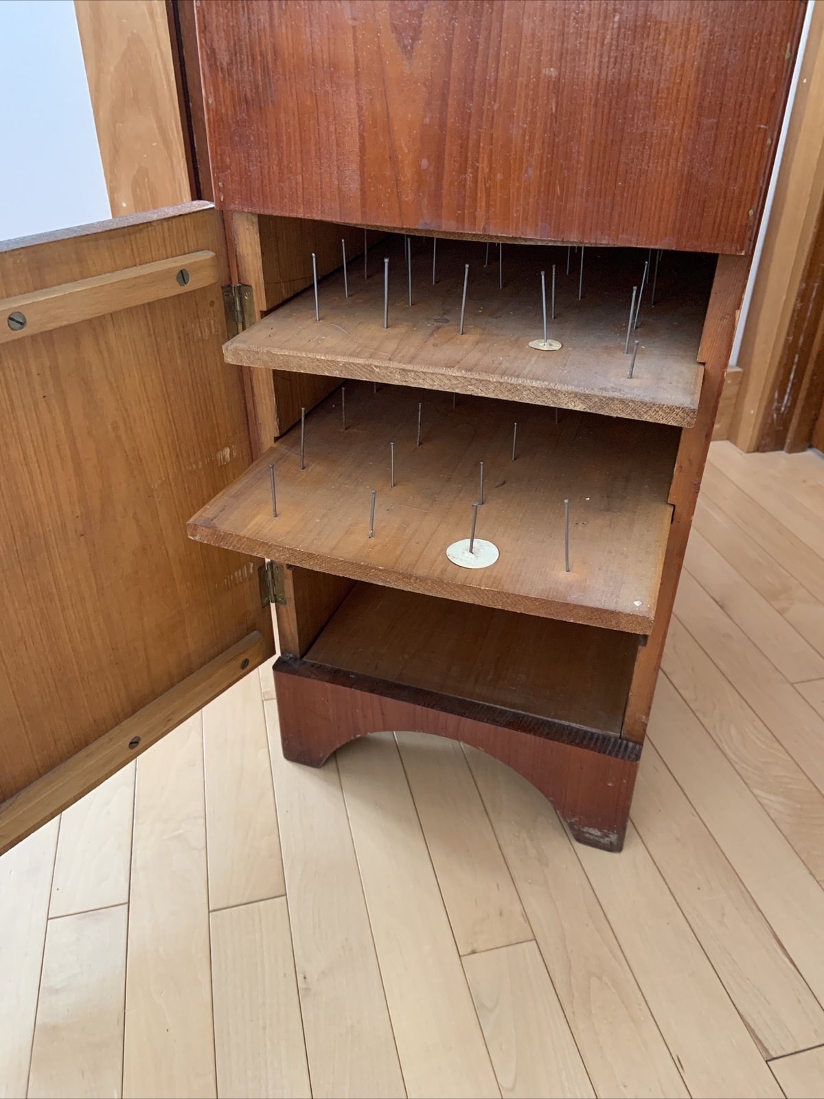 Vintage Antique Solid Wide Yellow Pine Wooden Sewing Thread