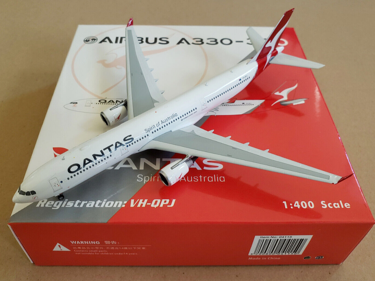 1/400 Phoenix Airbus A330-300 Qantas Airways VH-QPJ new