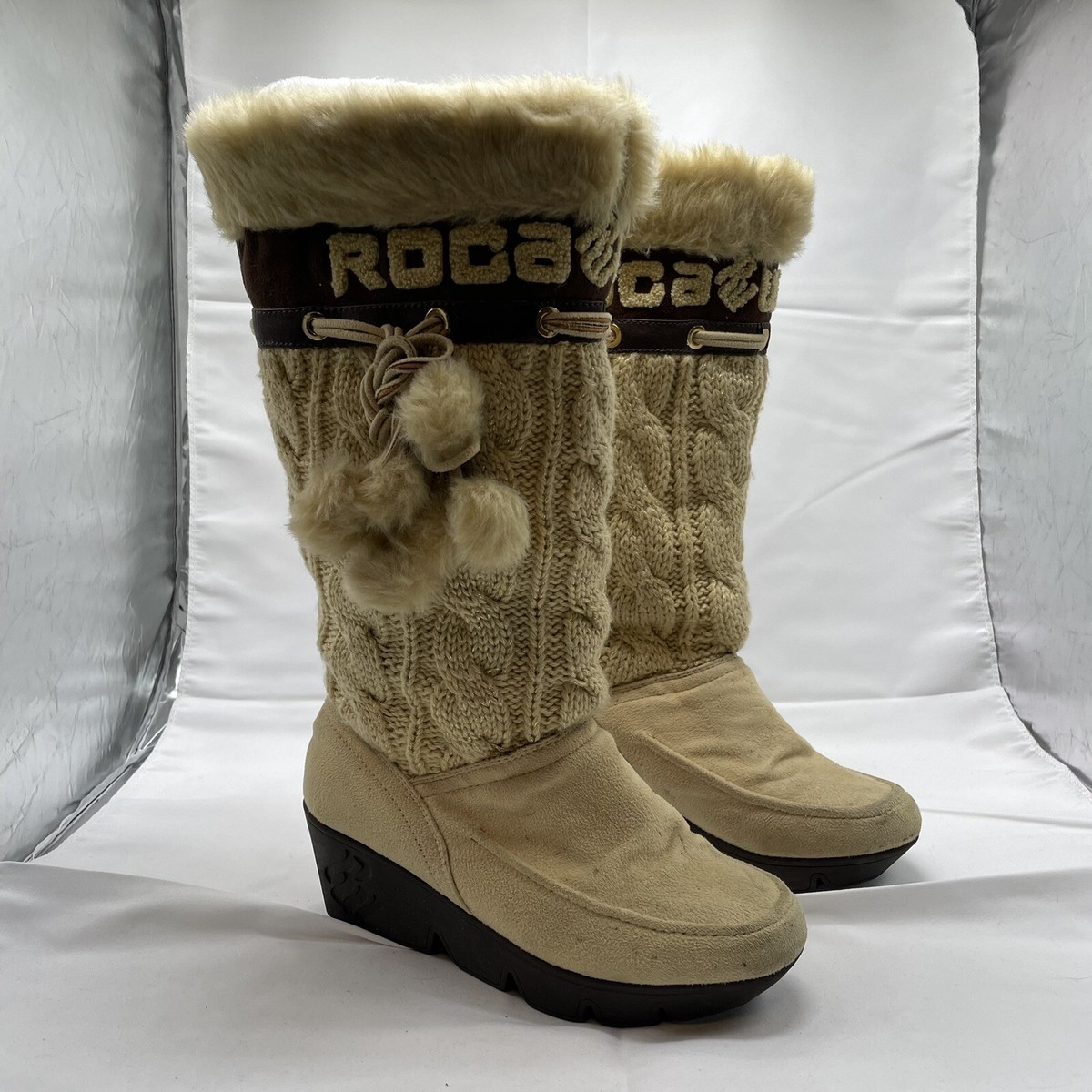 Y2K Vintage Rocawear Winter Snow Boots Tan Knit Pom Pom Puff Fur