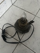 Lampe à pétrole en étain ancienne transformée en lampe électrique –style vintage