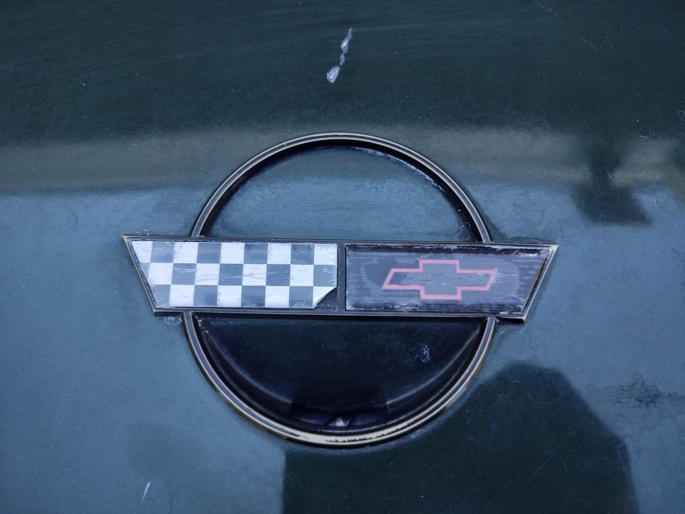 Chevrolet Corvette C4 1991-1996 puerta de llenado de combustible tapa de gas panel verde 10125966 Foto 4 de 4