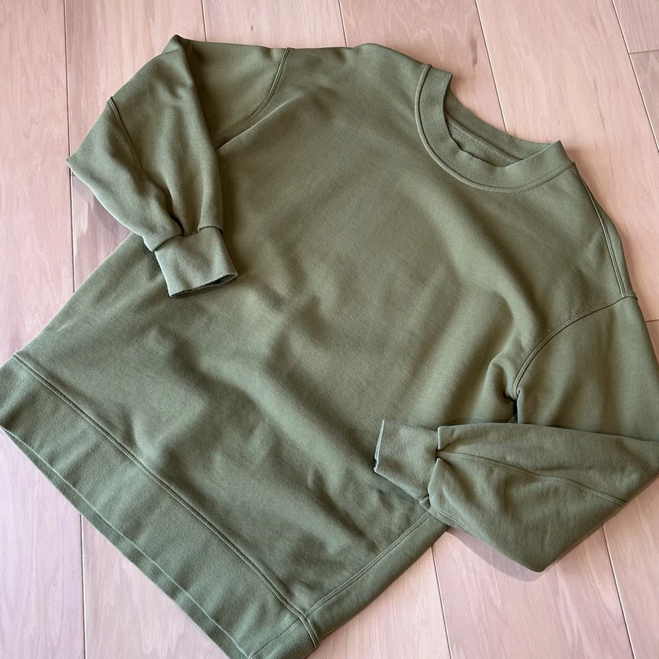 Sudadera de felpa francesa Lululemon Perfectly Oversize Crew para mujer 4 Foto 2 de 4