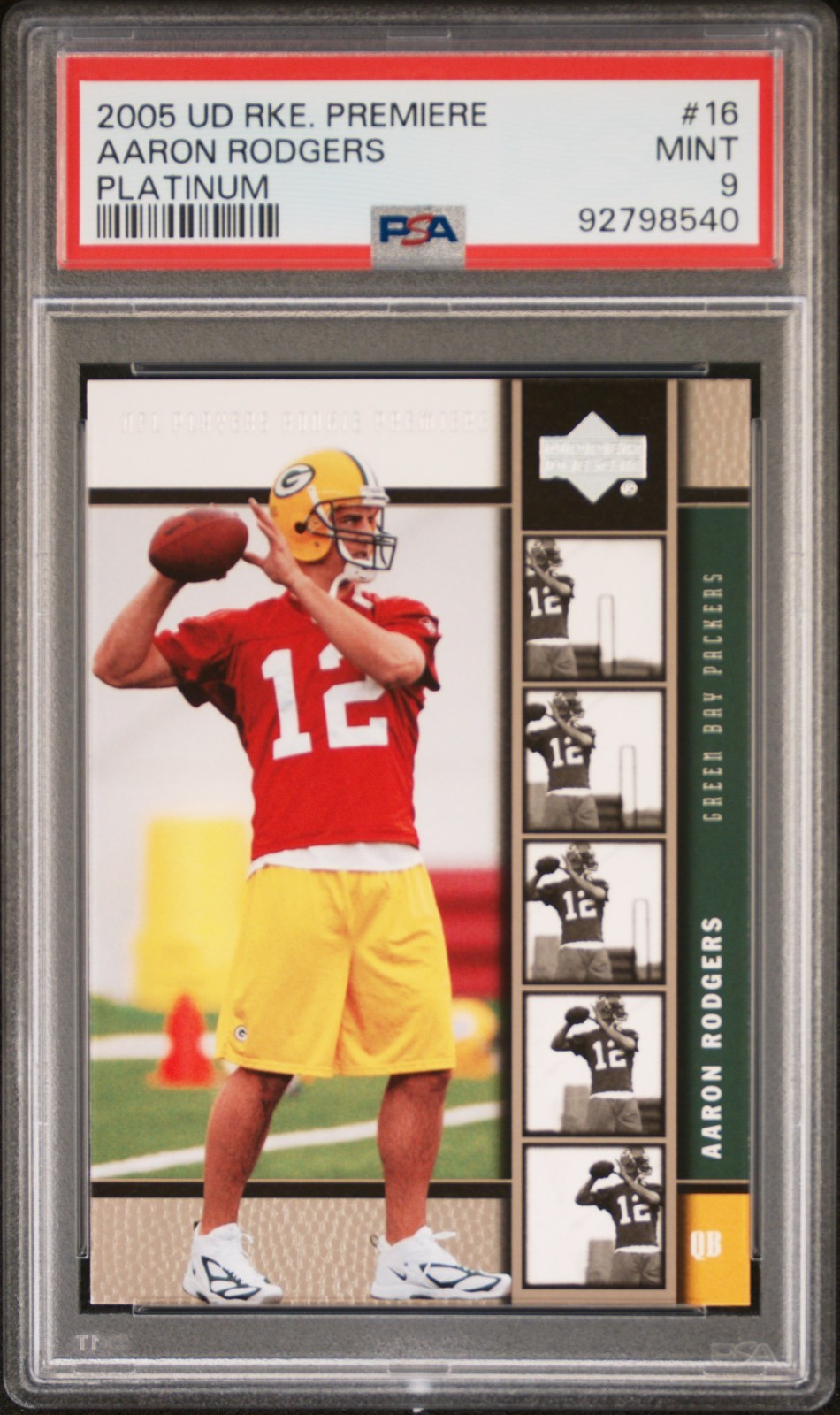 🔥 2005 UPPER DECK ROOKIE PREMIERE PLATINUM - AARON RODGERS # 16 (RC) PSA 9🔥