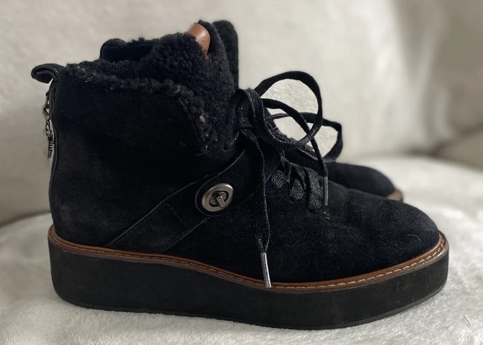 COACH G1354 Shearling Urban Hiker Suede Ankle Boots Sz 9.5B - Image 2 of 4