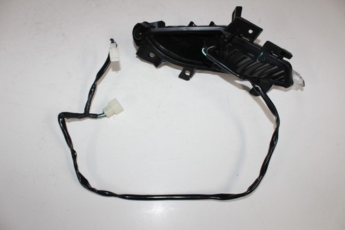 Clignotant Avant Droite Suzuki An 400 Burgman Année Type Wduo 2018 - 2026 Ori - Photo 6 sur 9