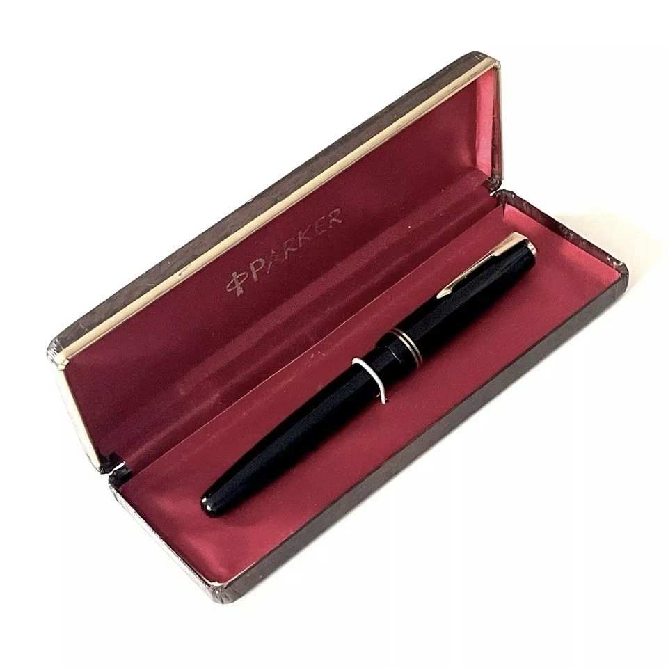 VINTAGE PARKER VACUMATIC FOUNTAIN PEN; BOX; 14K NIB - Image 3 of 4