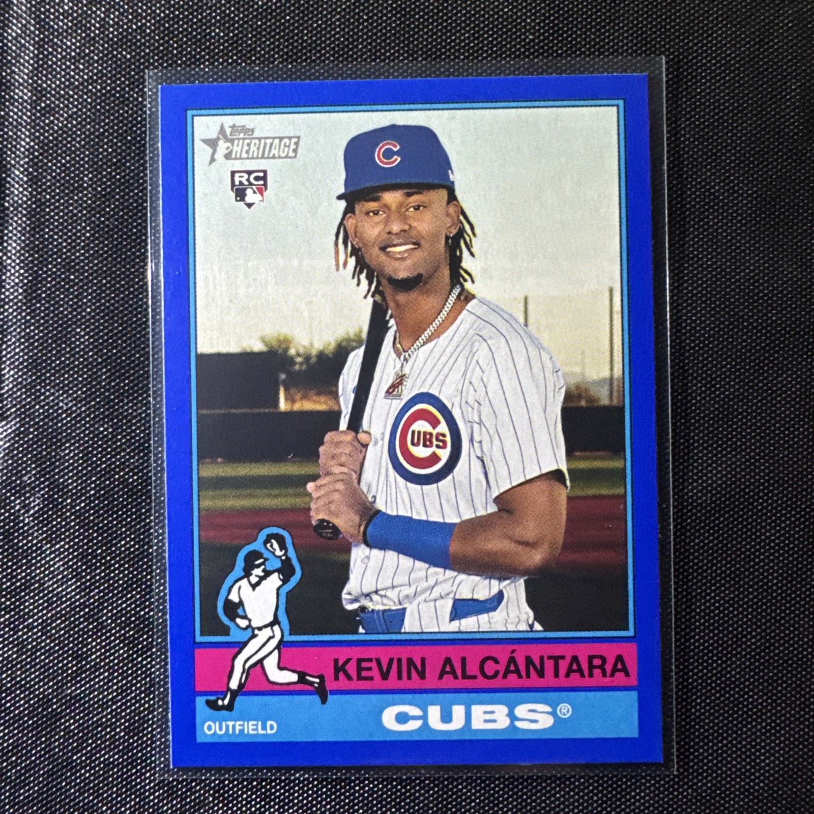 2025 Topps Heritage - Kevin Alcantara #353 Dark Blue Border (RC)