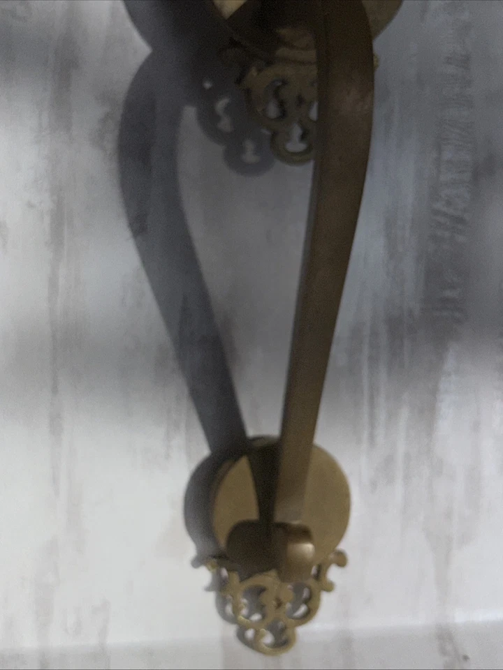 French 17.25 in. Cast Brass Entry Door Pull with Thumb Latch - Image 2 of 2