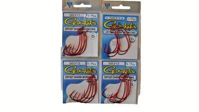 Lot of 4 GAMAKATSU 3/0 OFFSET SHANK WORM EWG Hooks in RED color with 5 per pack