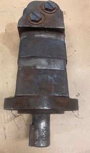 Char-Lynn 104-1026-006 Hydraulic Motor ((Brand New))!!!