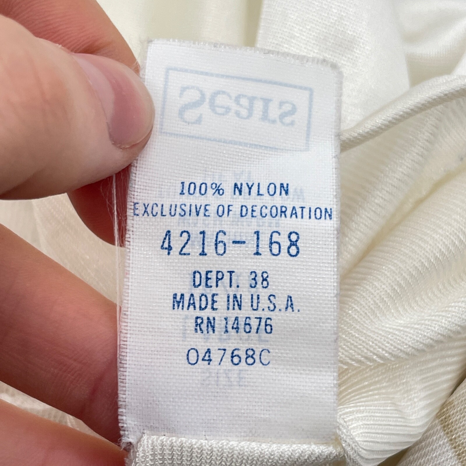 ILISE STEVENS Pegnoir Set womens L lace Nightgown floral Robe 100% nylon 2 piece