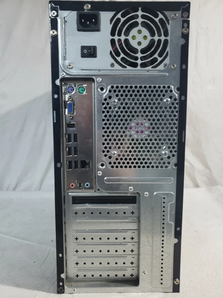 Custom desktop PC Core 2 Quad Q6600, 6GB RAM, 500GB HDD - Image 4 of 4
