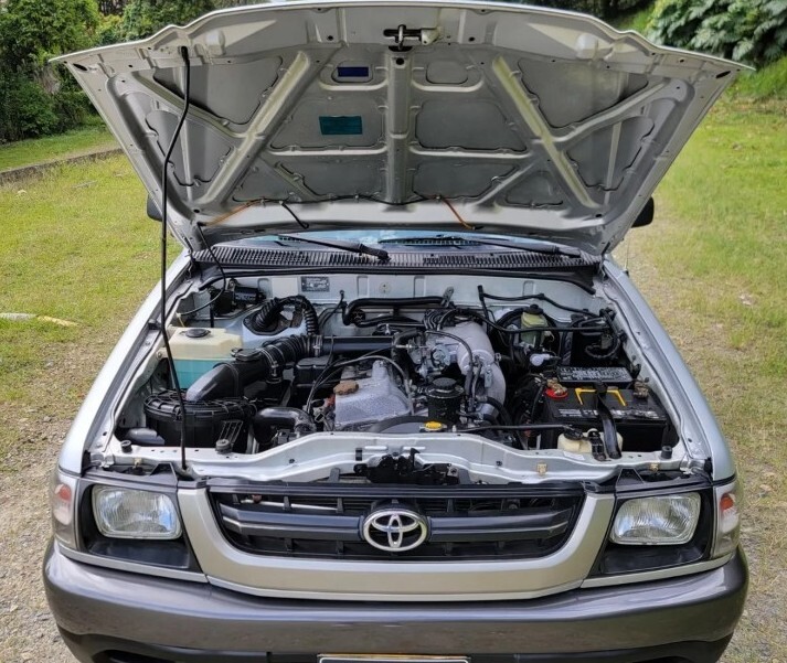 AIR INTAKE HOSE for TOYOTA HILUX RZN147R 169 149 154 174 3RZ-FE