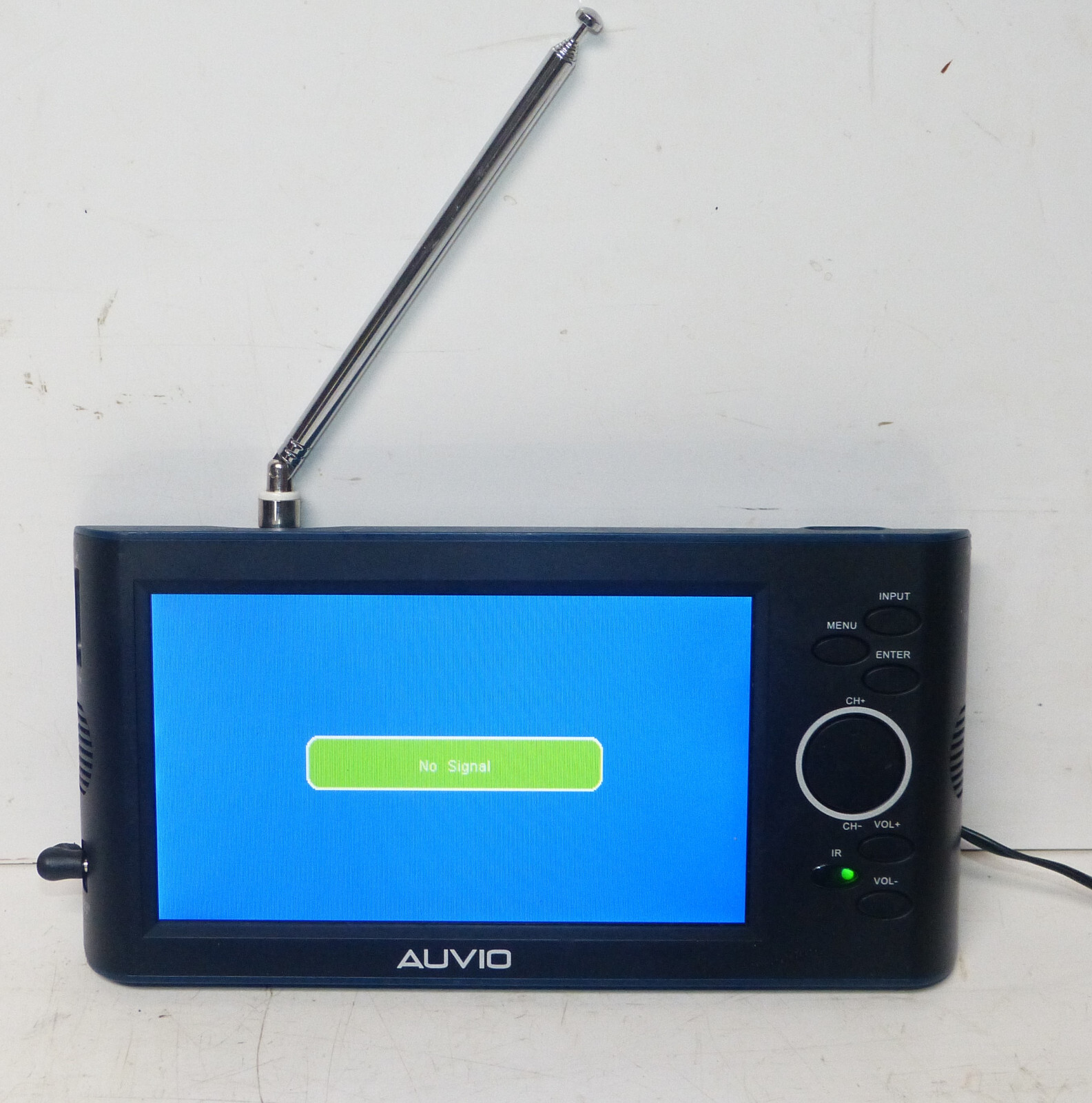 Auvio 16906 7” Portable Handheld Widescreen LCD Digital TV Tested