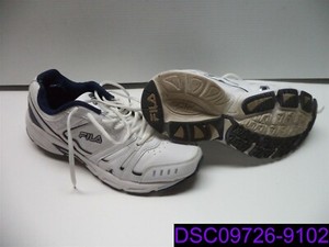mens shoes size 9.5 wide