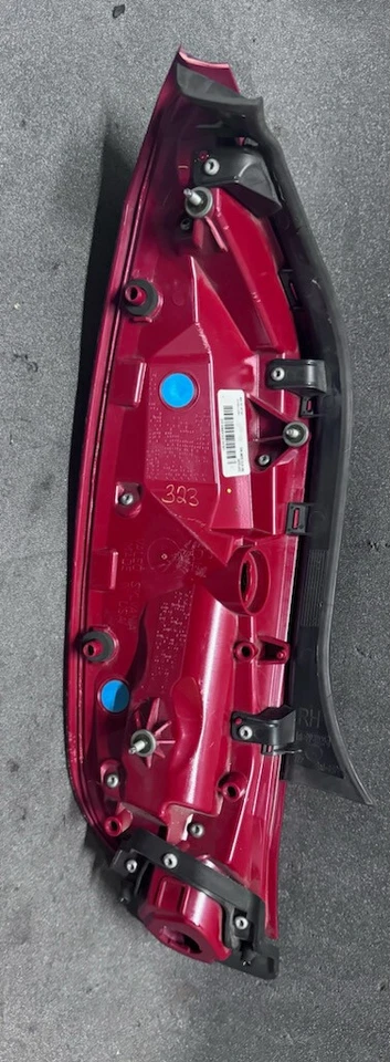 Luz trasera derecha pasajero Cadillac XTS 2013-2017 nueva OEM 20874080 Foto 3 de 3