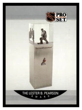 1990 Pro Set  #386 The Lester B. Pearson Award AW -