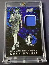 Luka Doncic 2019 Panini National Convention 5/5 Marble Pyramids RC Game-Used